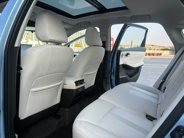 Фото 7 - GAC Aion S Max