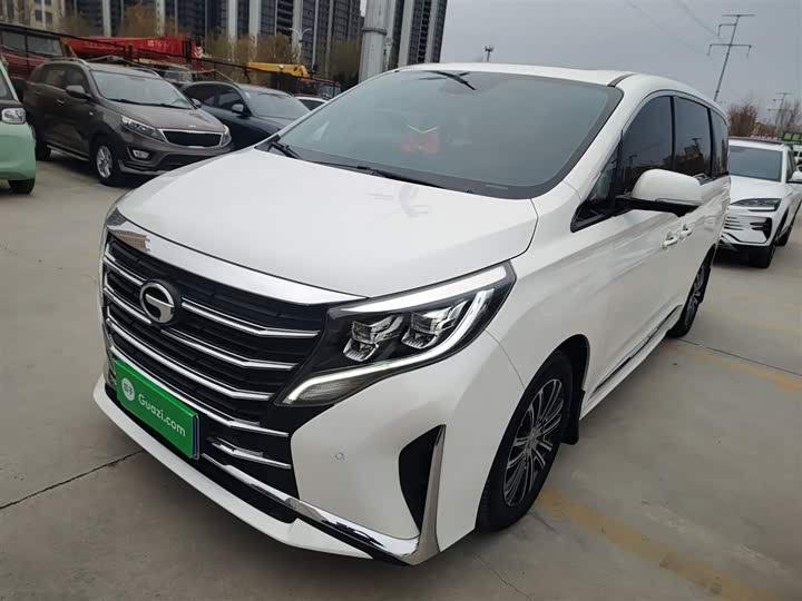 Фото 2 - GAC Trumpchi M8