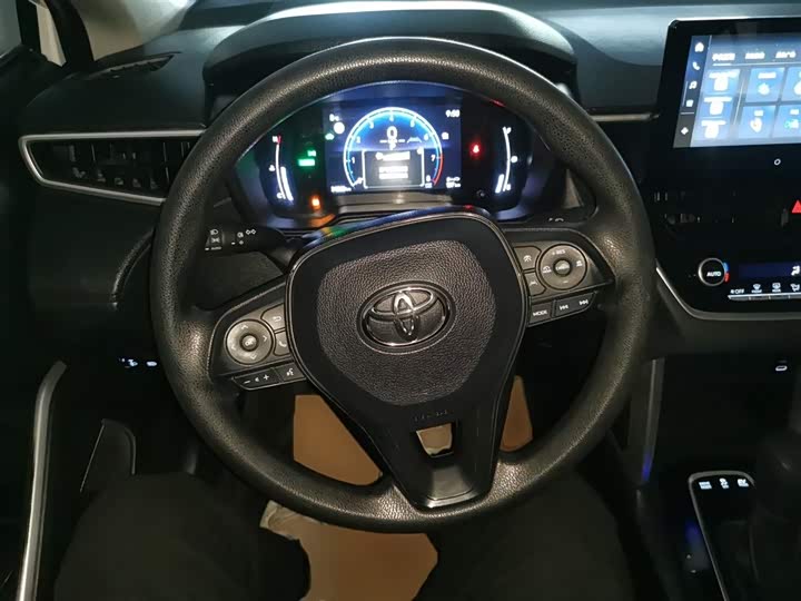 Фото 3 - Toyota Corolla Cross