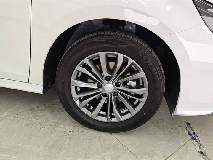 Фото 6 - MG Motor 5