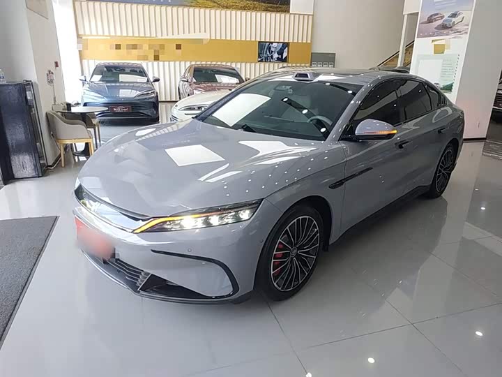 Фото 2 - BYD Han