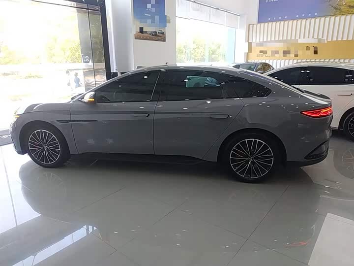 Фото 5 - BYD Han