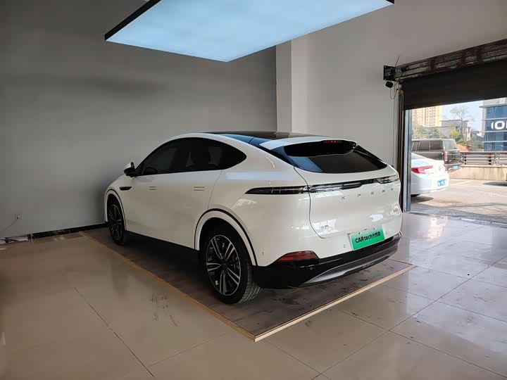 Фото 6 - XPeng G6