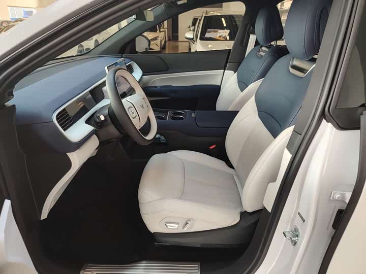 Фото 8 - XPeng G6