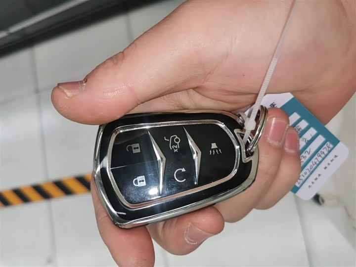 Фото 9 - Cadillac CT6