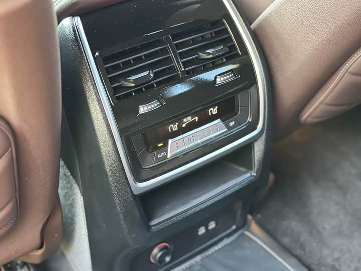 Фото 11 - BMW X5