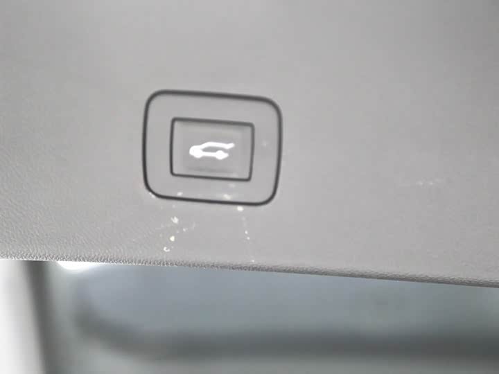 Фото 12 - Chevrolet Seeker