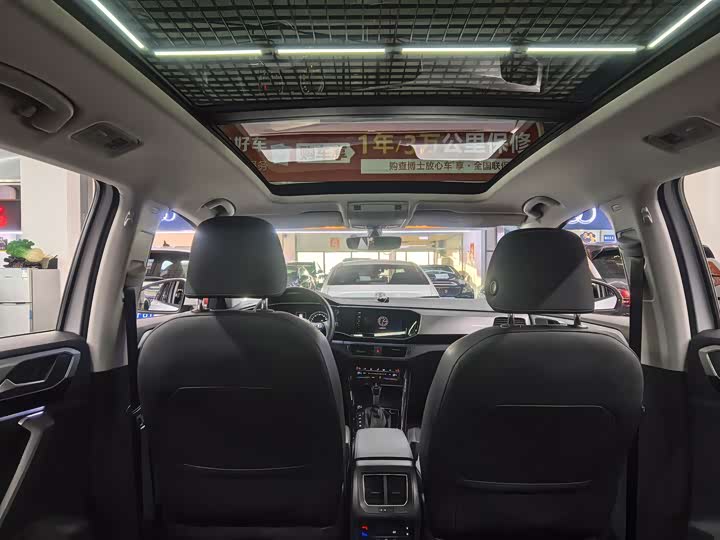 Фото 22 - Volkswagen Tayron