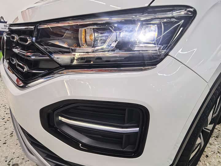 Фото 27 - Volkswagen Tayron