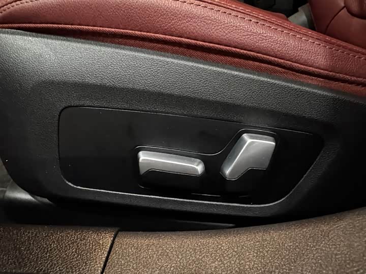 Фото 12 - BMW 3 Series