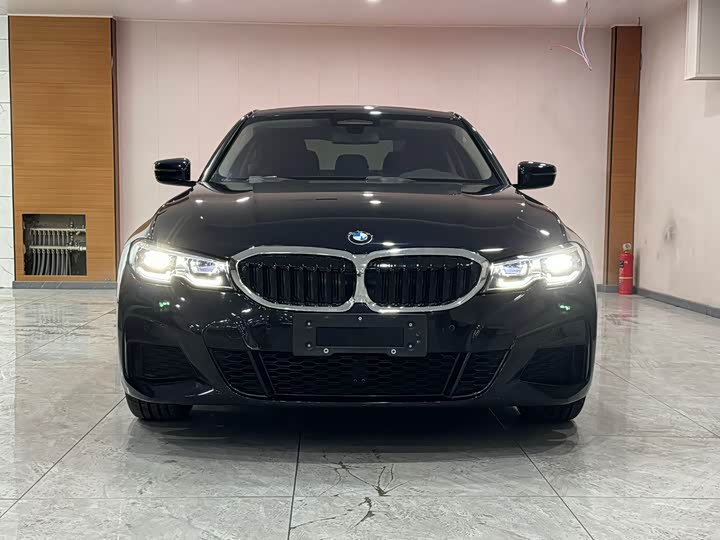 Фото 2 - BMW 3 Series
