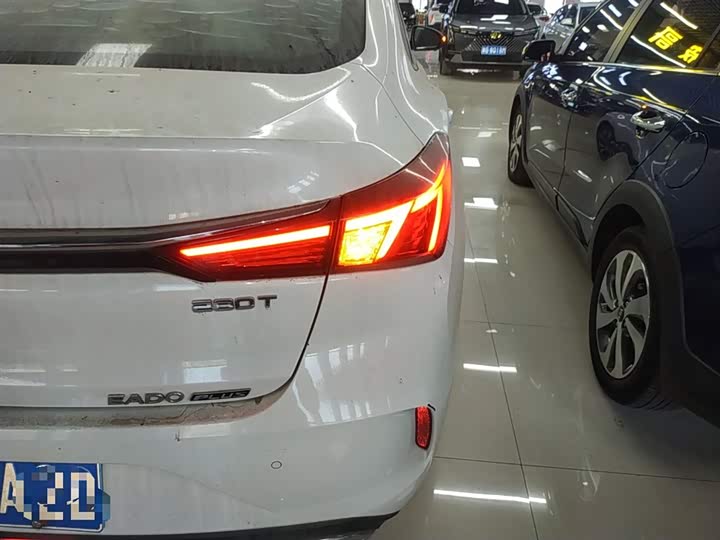 Фото 8 - Changan Eado Plus