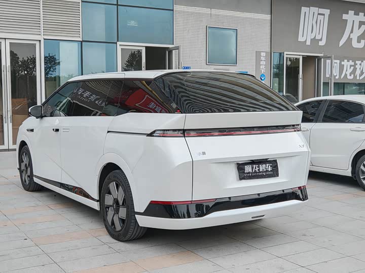 Фото 5 - XPeng X9