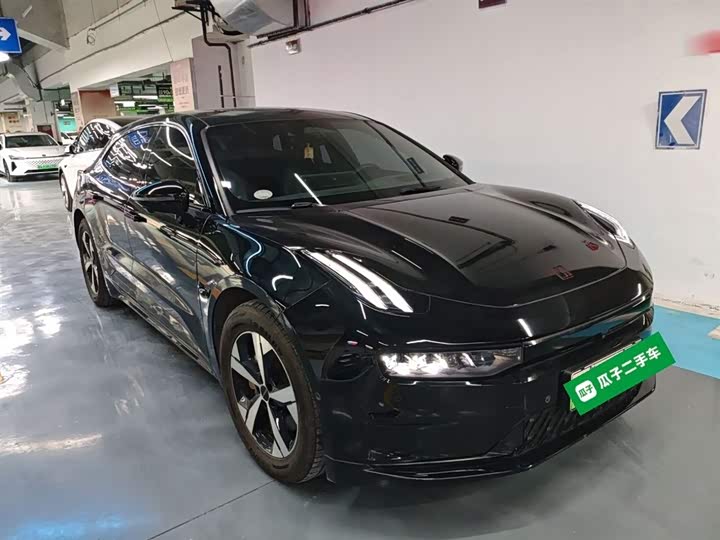 Фото 4 - Zeekr 001