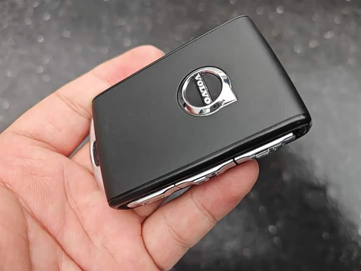 Фото 15 - Volvo S60