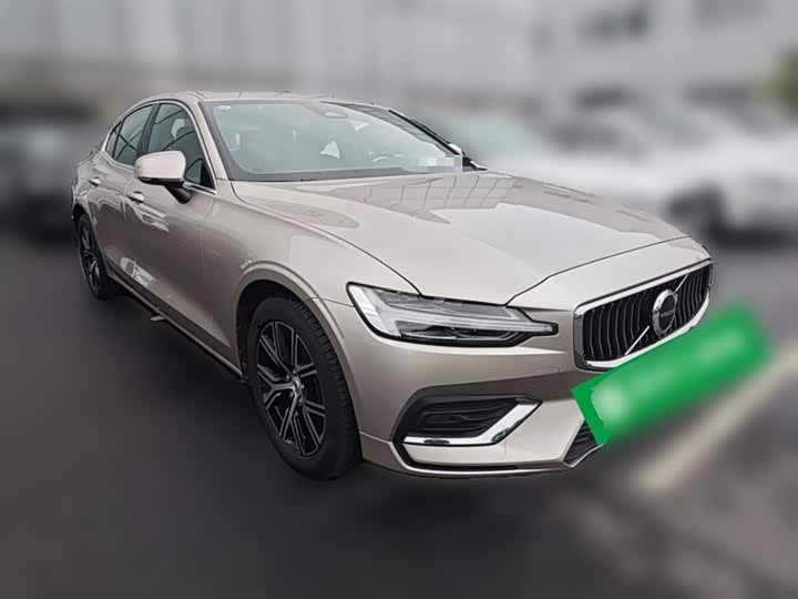 Фото 7 - Volvo S60