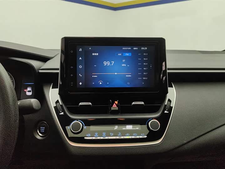 Фото 13 - Toyota Levin