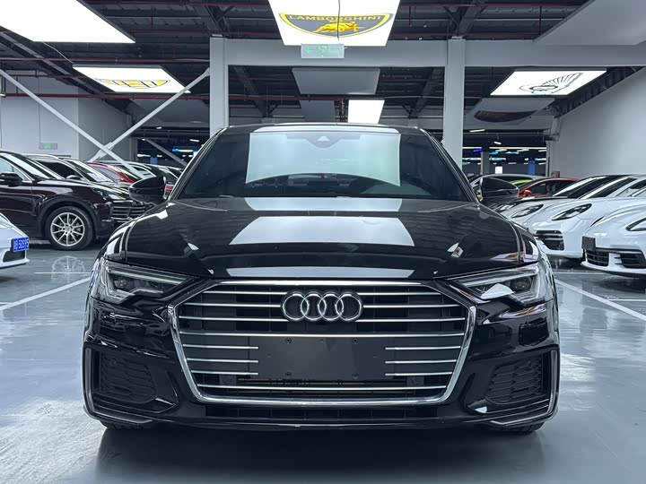 Фото 2 - Audi A6L