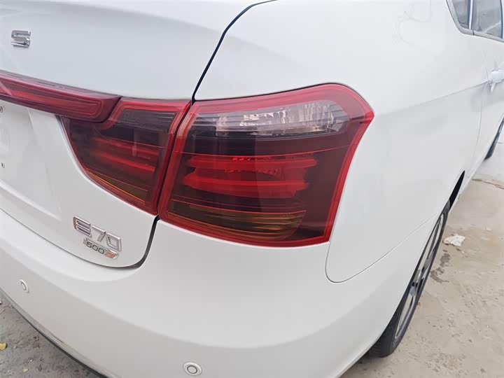 Фото 8 - Dongfeng Aeolus E70