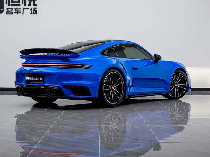 Фото 5 - Porsche 911