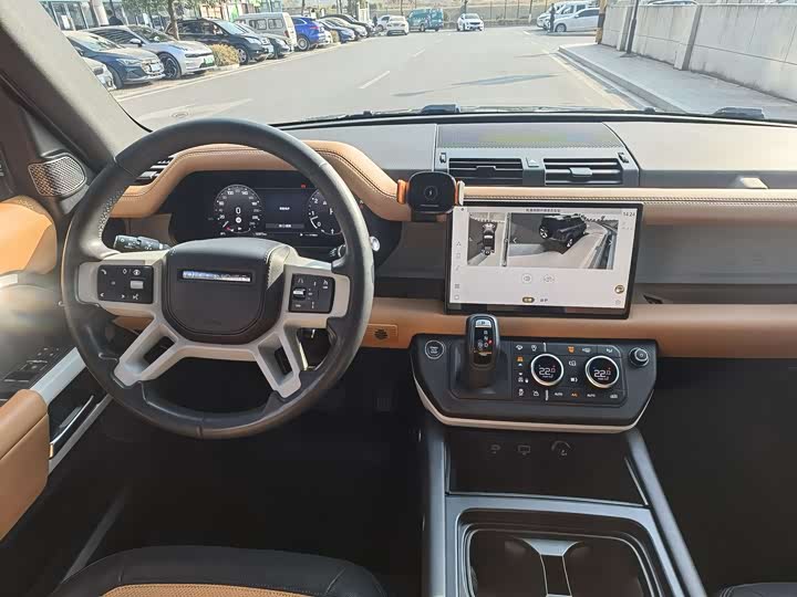 Фото 15 - Land Rover Defender