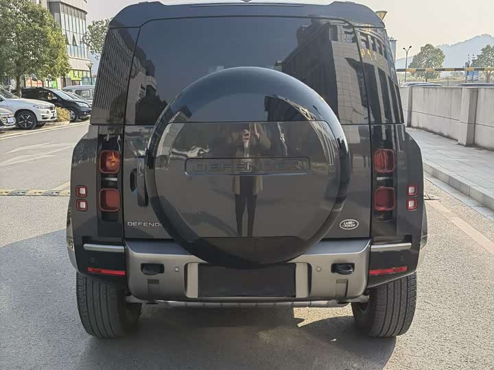 Фото 5 - Land Rover Defender