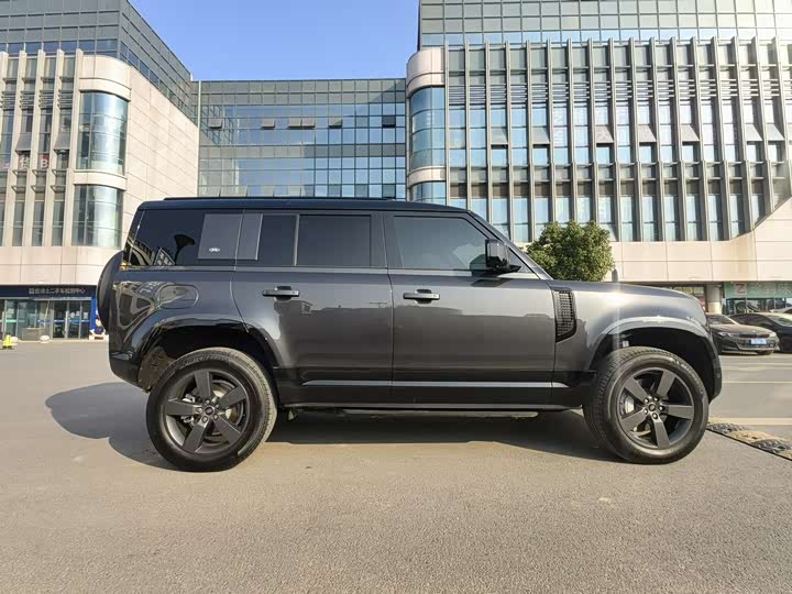 Фото 7 - Land Rover Defender