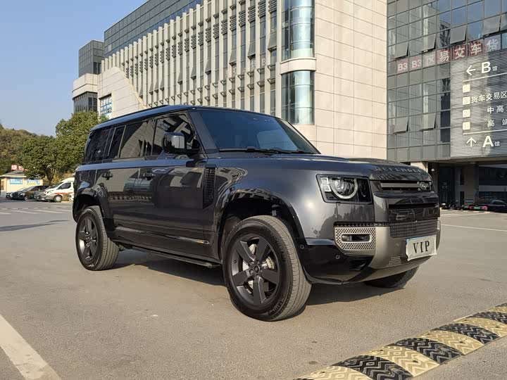 Фото 8 - Land Rover Defender