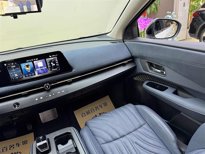 Фото 15 - Nissan Ariya EV