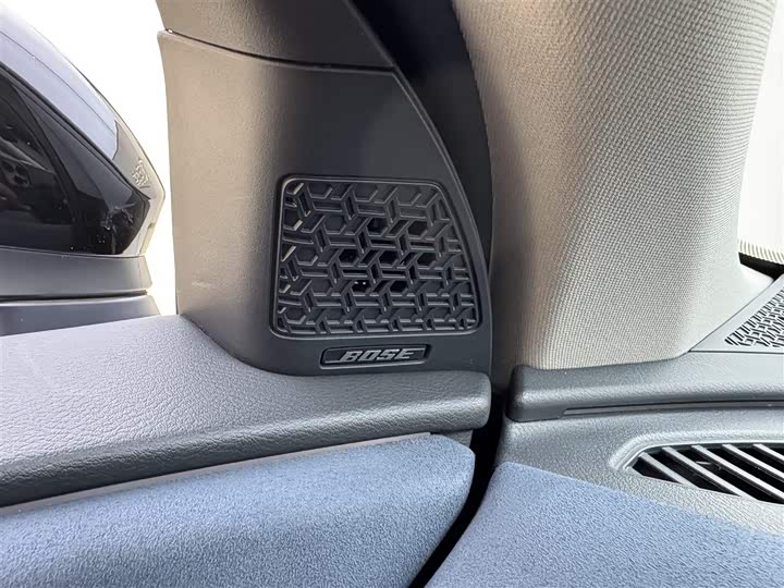 Фото 16 - Nissan Ariya EV