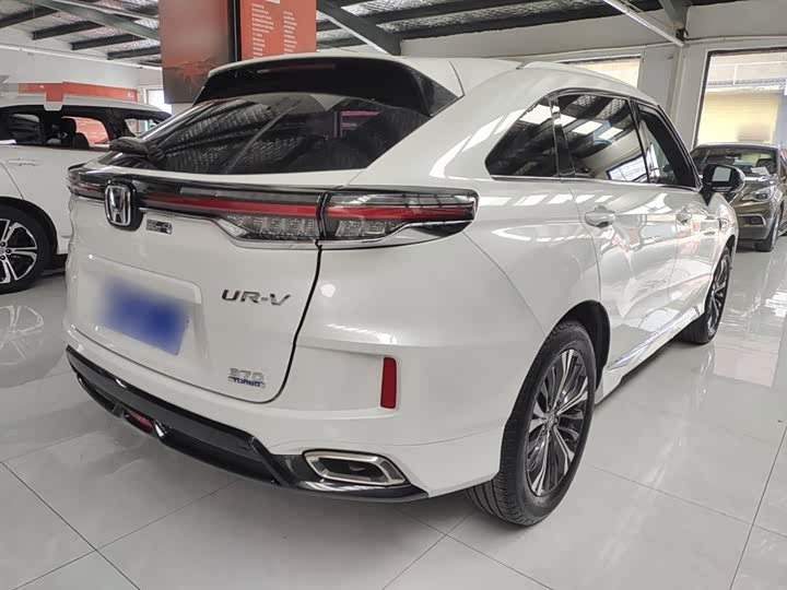 Фото 13 - Honda UR-V