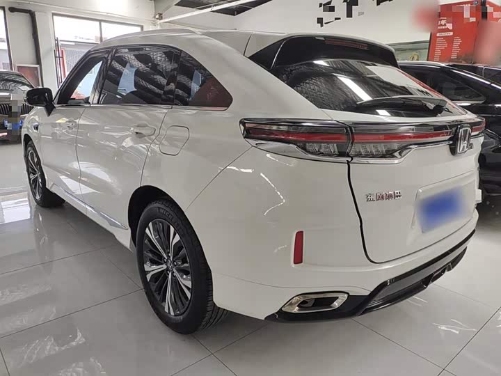 Фото 15 - Honda UR-V