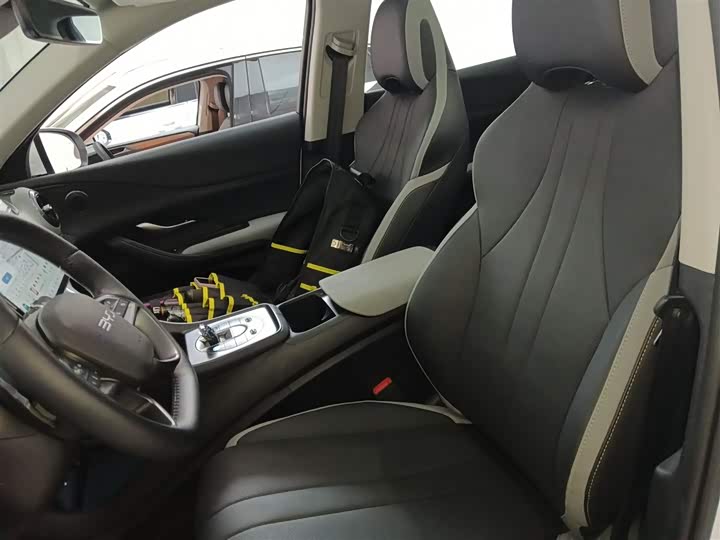 Фото 15 - BYD Sea Lion 05 DM-i Hybrid