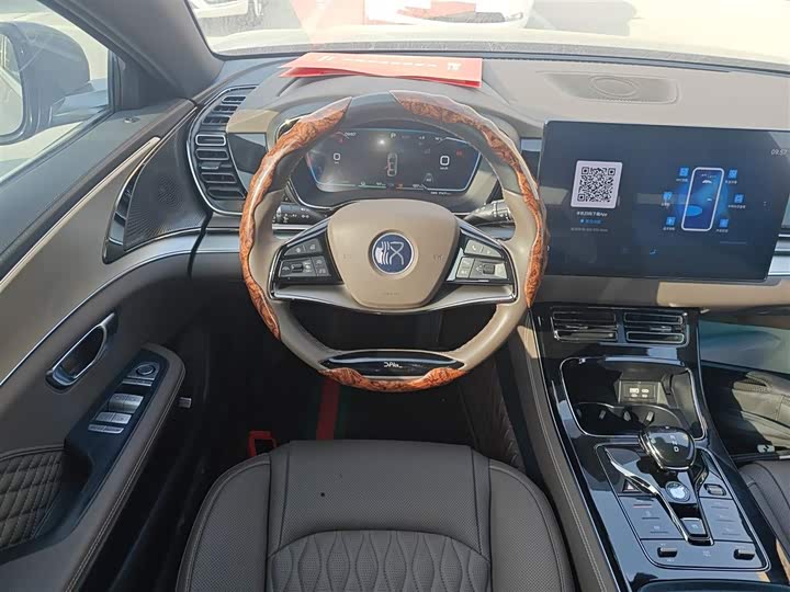 Фото 11 - BYD Han