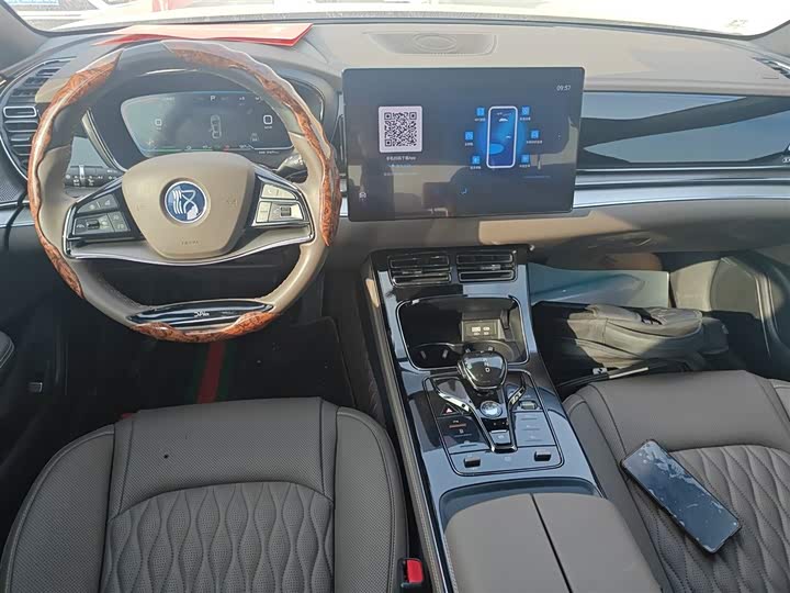 Фото 13 - BYD Han