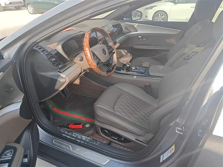 Фото 15 - BYD Han