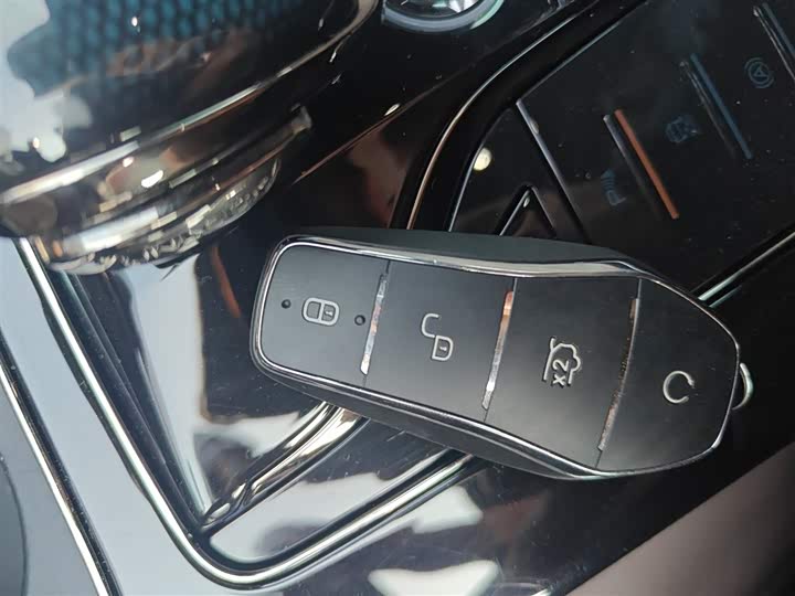 Фото 9 - BYD Han