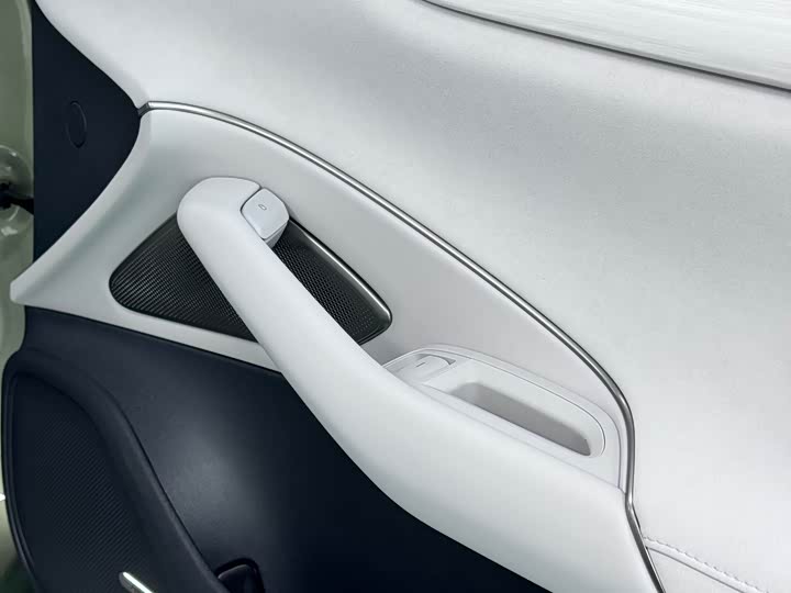 Фото 15 - Xiaomi SU7