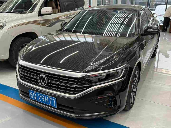 Фото 3 - Volkswagen Passat