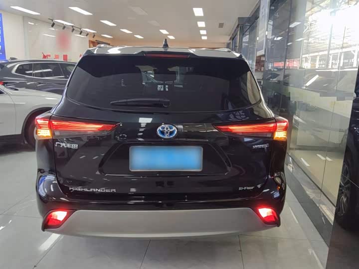 Фото 6 - Toyota Highlander