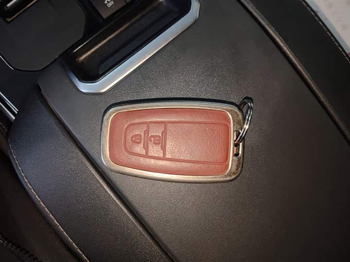 Фото 9 - Toyota Highlander