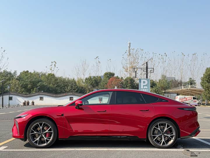 Фото 4 - Exeed Sterra ES