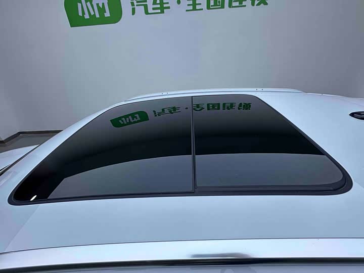 Фото 8 - Audi Q3