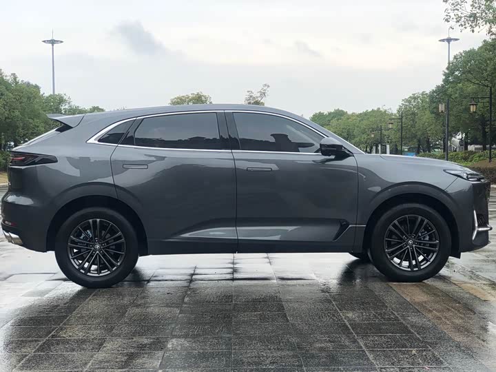 Фото 4 - Changan UNI-K