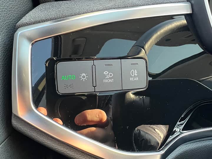 Фото 21 - Audi Q3