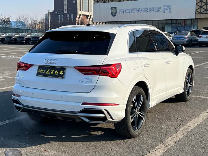 Фото 5 - Audi Q3