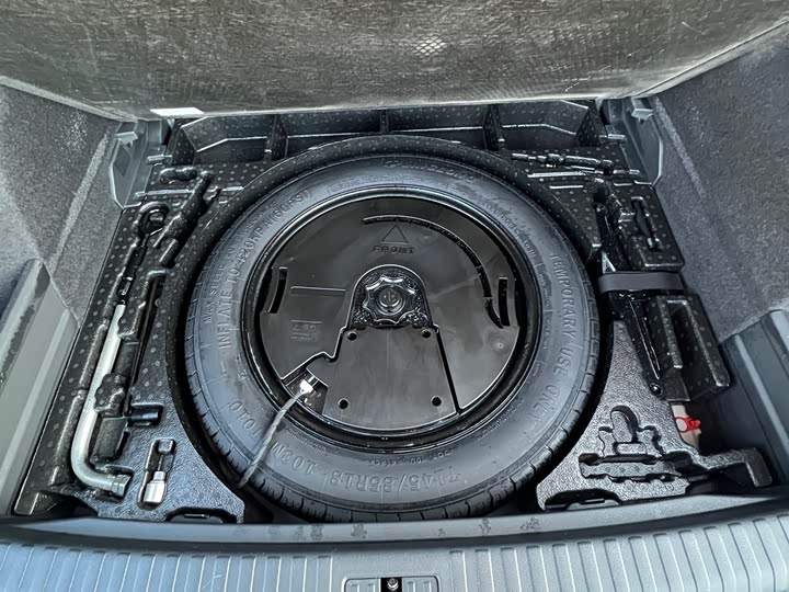 Фото 9 - Audi Q3