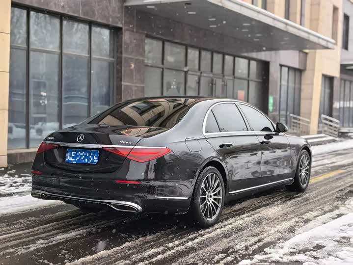 Фото 4 - Mercedes-Benz S-Class