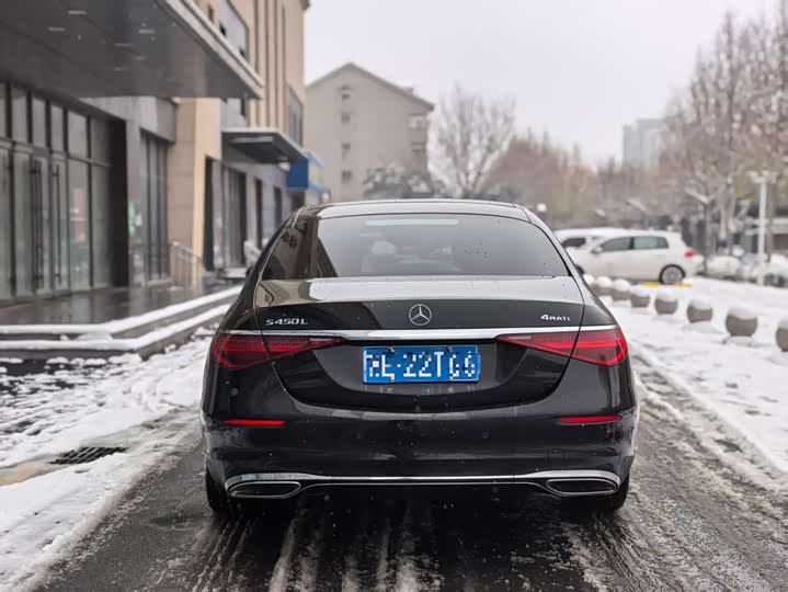 Фото 5 - Mercedes-Benz S-Class