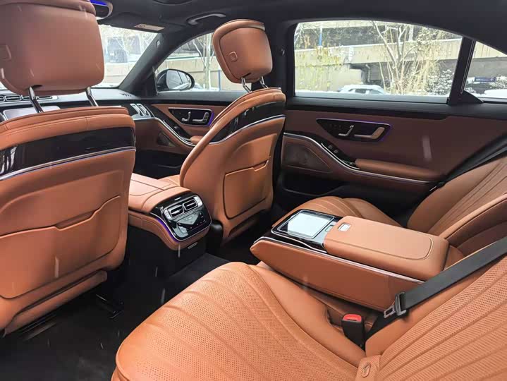 Фото 8 - Mercedes-Benz S-Class